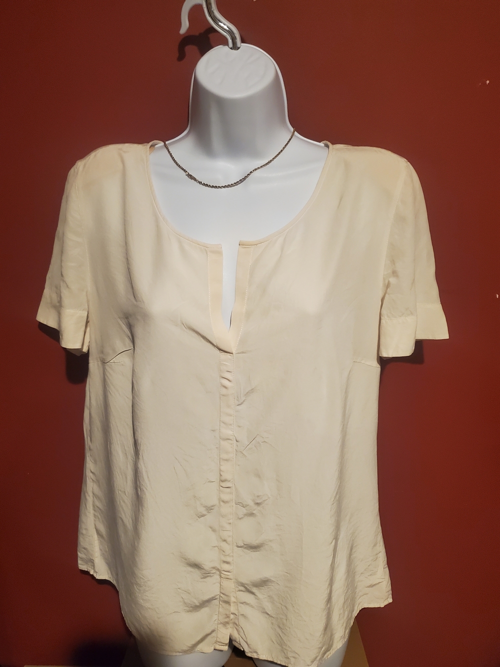Akris Punto Women's Cream silk short sleeve Split-Neck Blouse